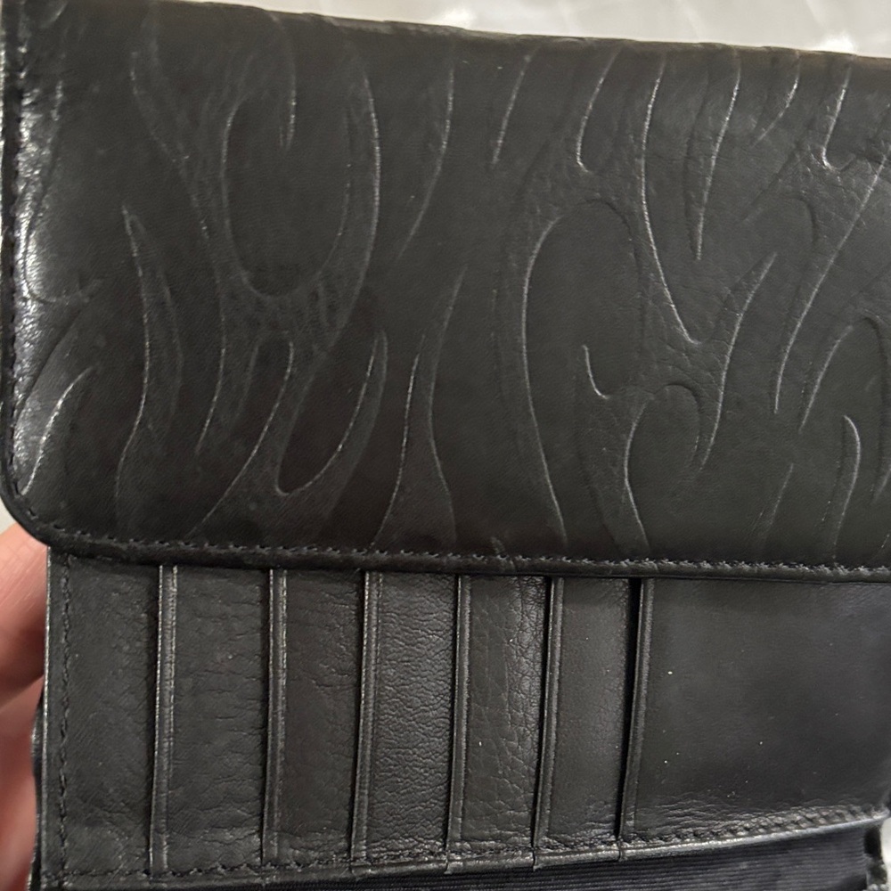 Harley-Davidson Black Embossed Leather Wallet - Picture 7 of 7